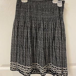 Black and White Pattern Midi Skirt NWT
